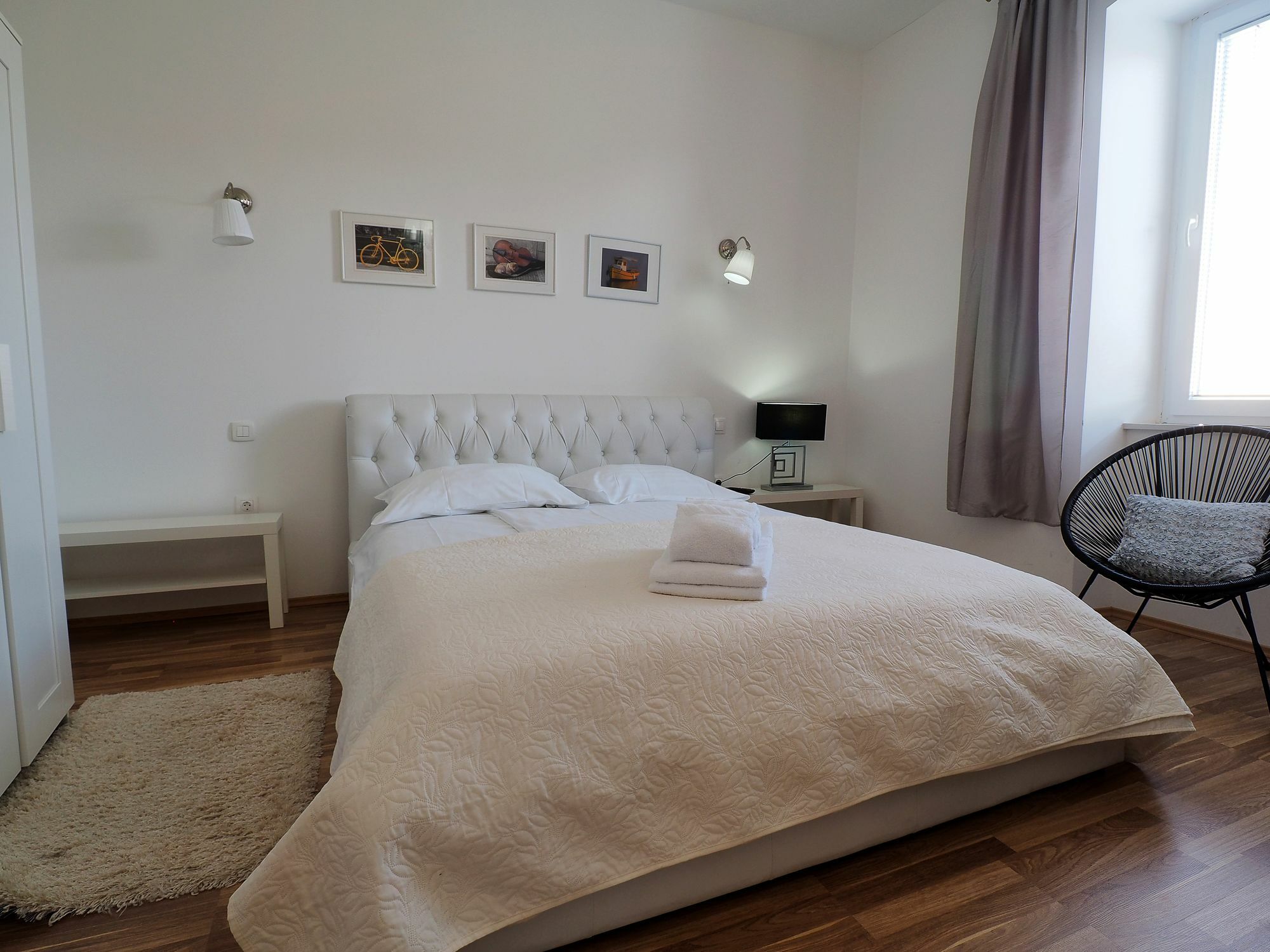 Captain Emo City Apartments Pula Exterior photo